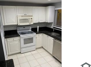 1320 Miami Rd APT 4, Fort Lauderdale, FL 33316