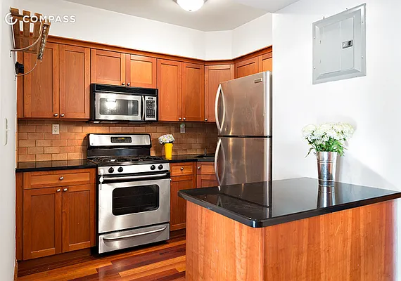 Sold by Compass | media 7