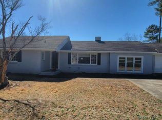 510 York Rd, Fayetteville, NC 28303