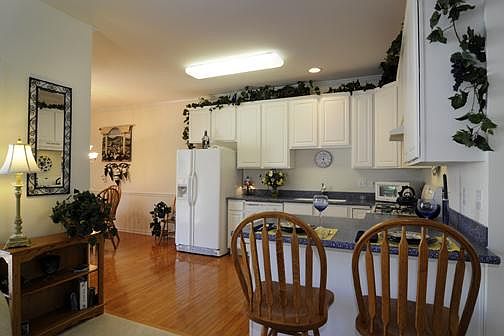 5th image of 39W358 S Baker Dr