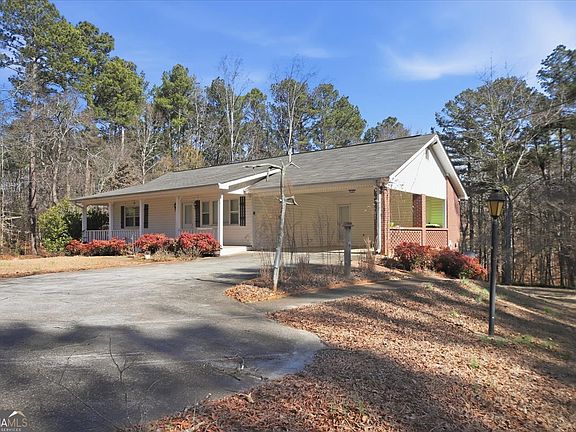 3rd image of 20 Stagg Trce