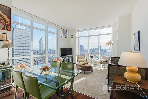 Rented by (Legacy) Elegran | media 16