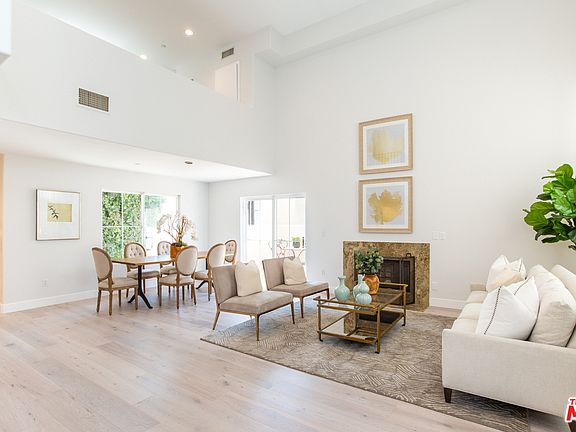 2nd image of 844 17th St APT 105