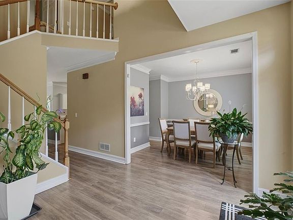 5th image of 2950 Ivey Ridge Ln