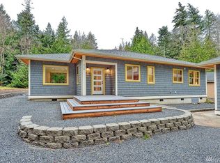 218 Dolphin Pl, Bellingham, WA 98229