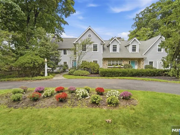580 Brookside Avenue, Allendale, NJ 07401