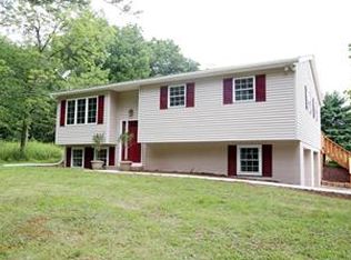 1197 Nemeth Rd, Coopersburg, PA 18036