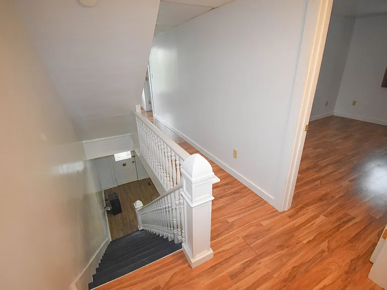 3 Fairview St — Photo 19