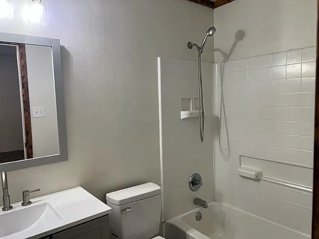 540 Joy Ln — Photo 10