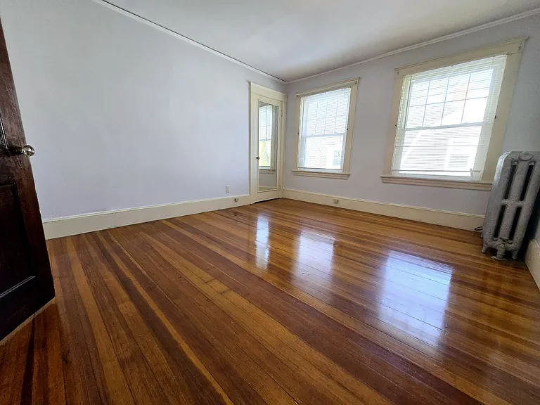 19 Rowe St #2 — Photo 10