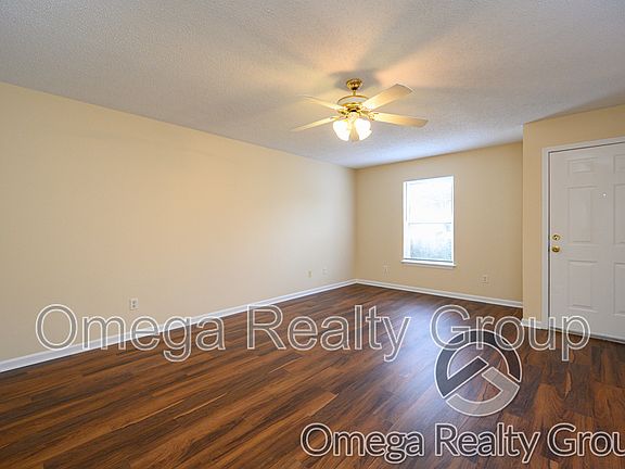5th image of 4203 20th St NE #C4