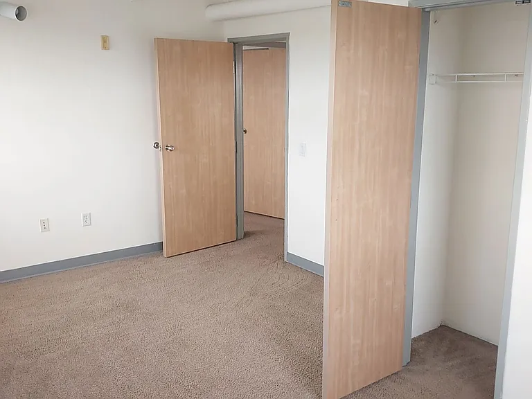 Park Terrace West Apartments — Photo 6