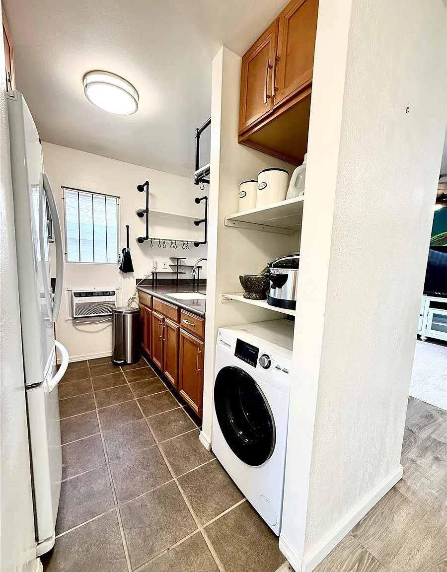 68-077 Au Street - 3C — Photo 4