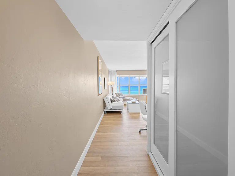 3700 Galt Ocean Dr #702 — Photo 9