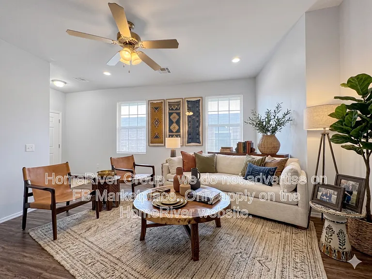 200 Ashley Dr — Photo 2