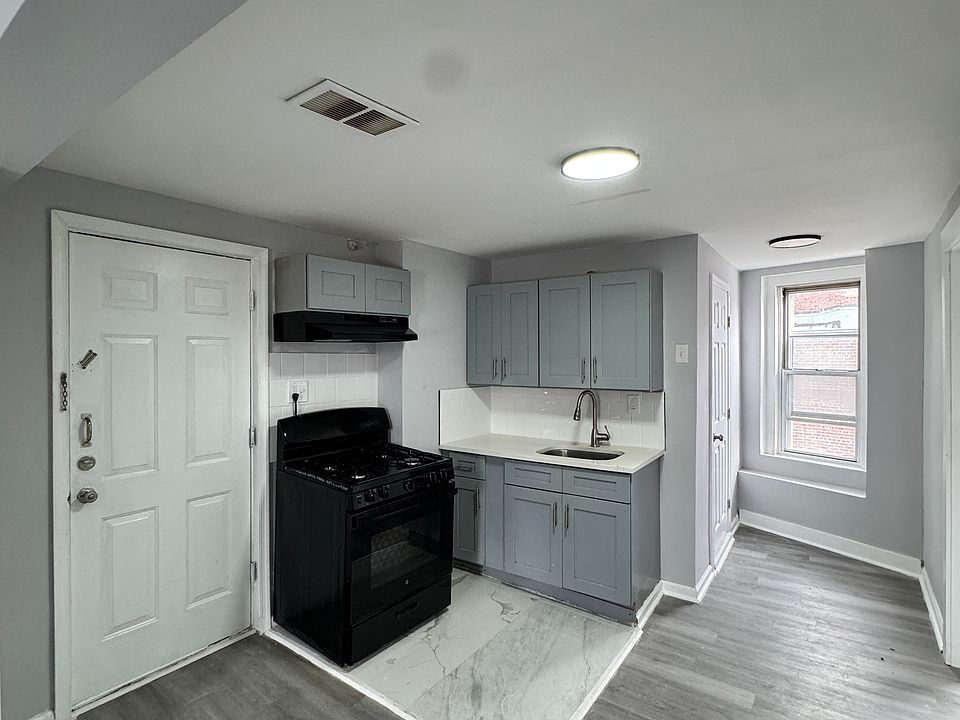1st image of 316 Market St #10