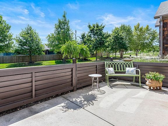 5th image of 2287 W Pinehills Dr APT 4