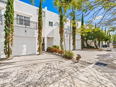 830 NE 19th Avenue, Fort Lauderdale, FL, 33304