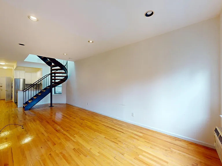 312 E 90th St #5E — Photo 11