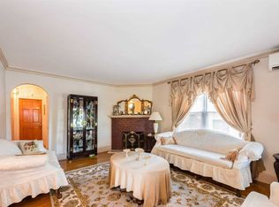 3331 Clearview Expy, Flushing, NY 11361