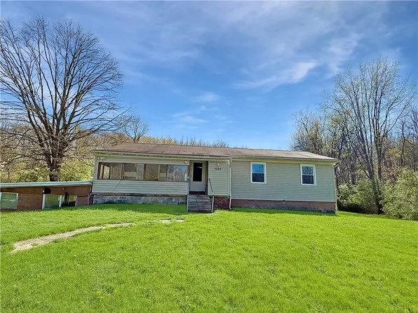 1025 S Lake Rd, Mercer, PA 16137