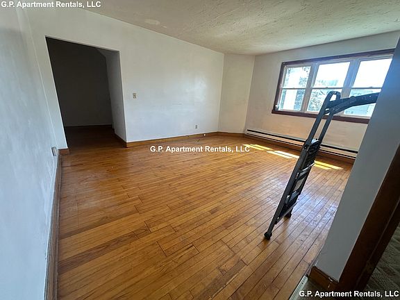 3rd image of 79 Essex St