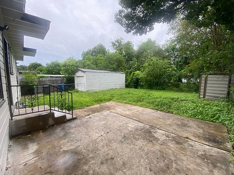 158 Weizmann St — Photo 19
