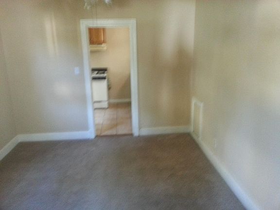 5th image of 104 New Jersey Ave NW #A