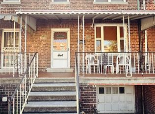 2740 Fish Ave, Bronx, NY 10469