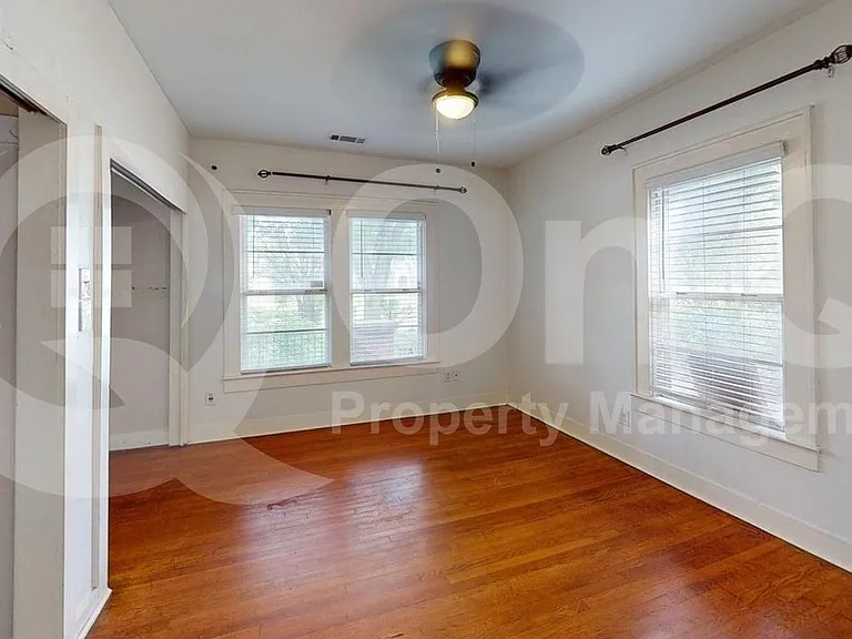 3326 Burlingdell Ave — Photo 10