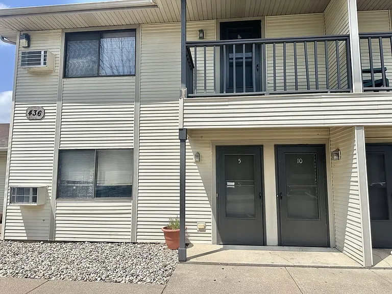 436 Sullivan St #6 — Photo 2