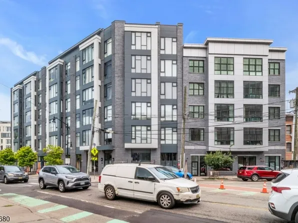 386 5Th St BLDG 386 #204, Jersey City, NJ 07302