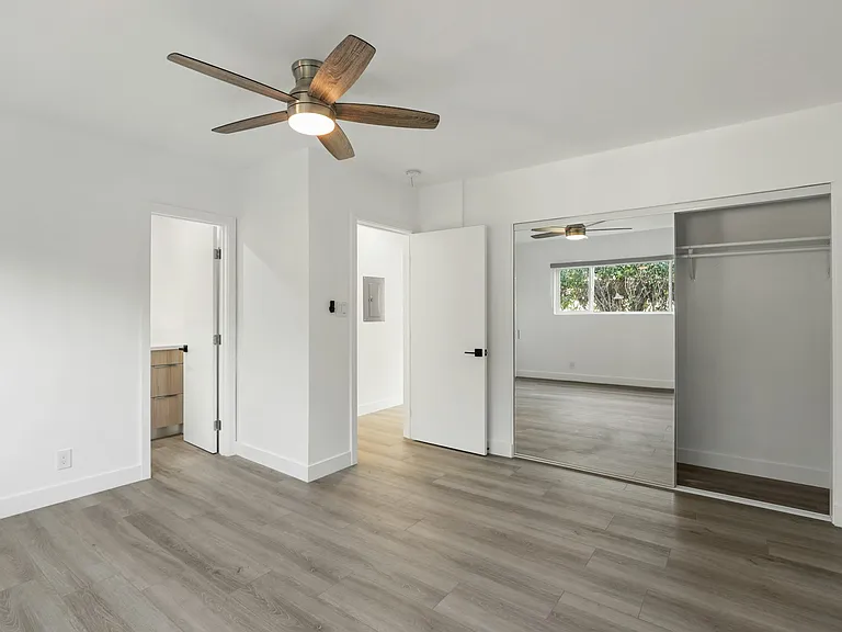 8777 Cadillac Ave #2 — Photo 18