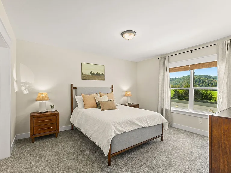 105 Bishop Hollow Rd — Photo 21