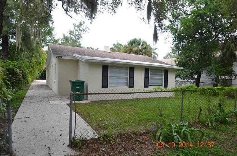1st image of 209 W Emily St