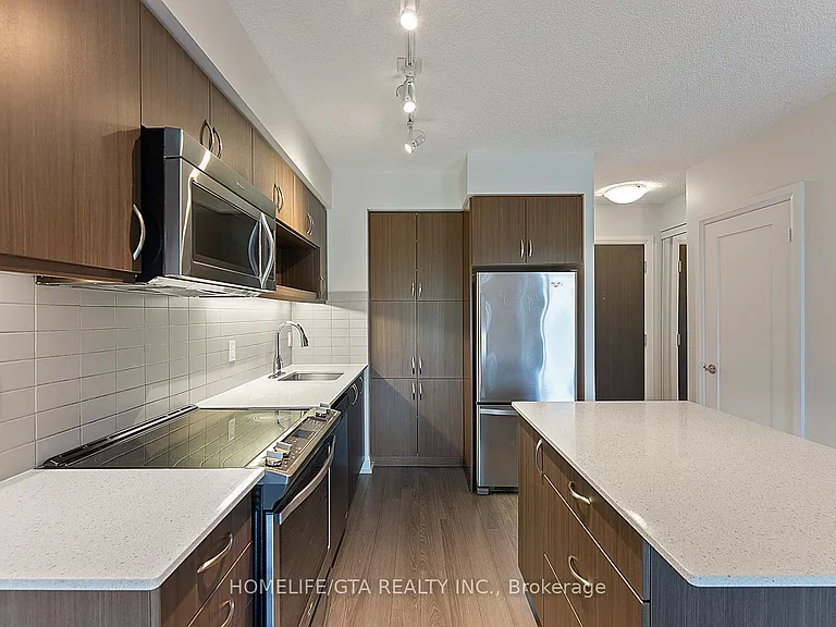 18 Graydon Hall Dr #904 — Photo 7