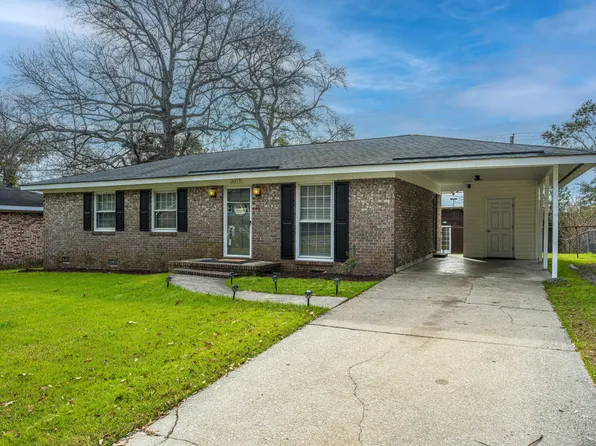 4413 Spur St, North Charleston, SC 29405