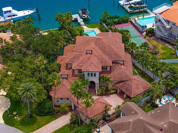 2nd image of 841 PONCE DE LEON DRIVE