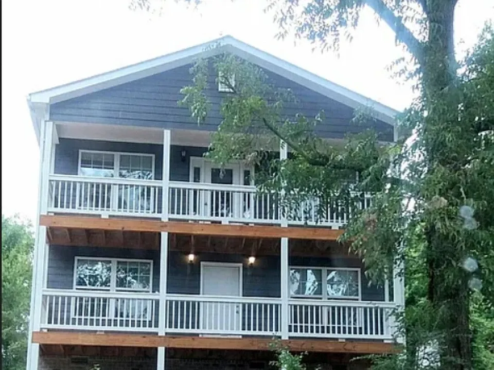 184 Strickland Ave