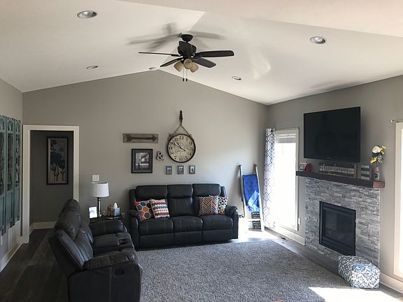 5th image of 3601 Keokuk Ave