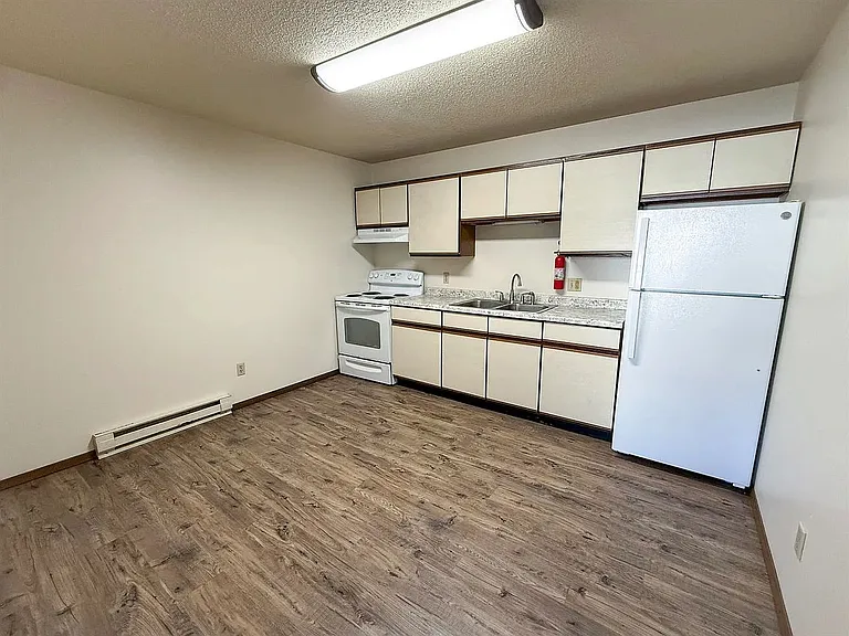 4607 Fairfax Street — Photo 27