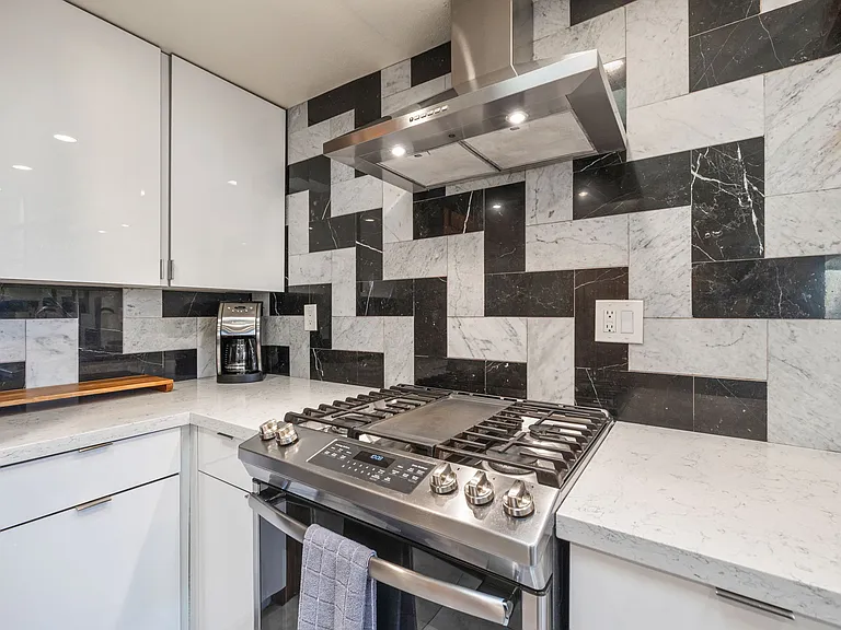 427 N Calle Rolph — Photo 13
