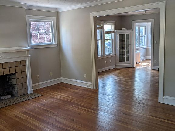 5th image of 1514 W Clifton Blvd