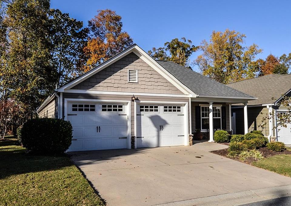 1st image of 207 Winthrope Dr