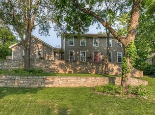 15829 Meadow Ln, Overland Park, KS 66224