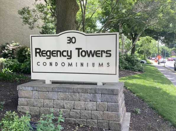 30 Woodland Street APT 4L, Hartford, CT 06105