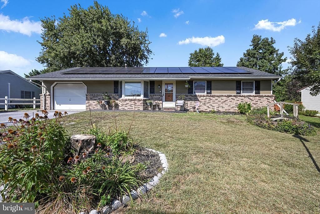 745 Mechanic St, Lebanon, PA 17046 | Zillow