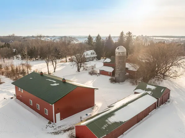 26593 Saint Croix Trl, Shafer, MN 55074