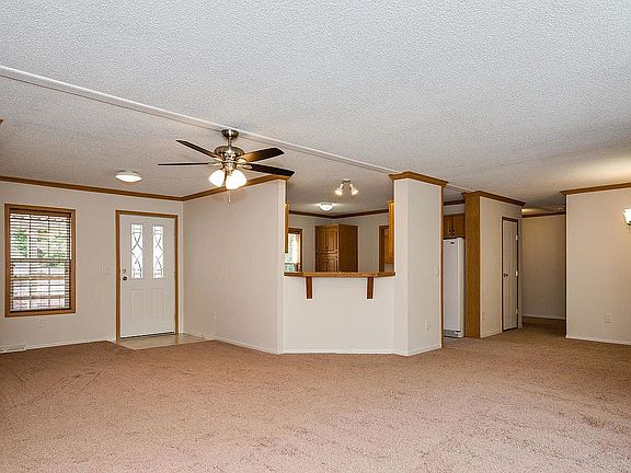 3rd image of 126 Pine Cone Ln