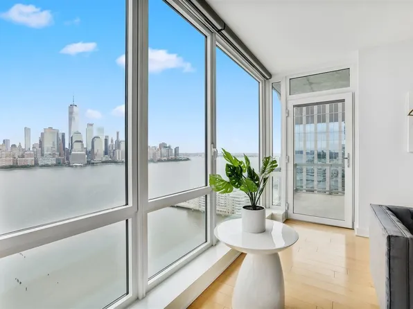 2 2nd Street image 4 of 28